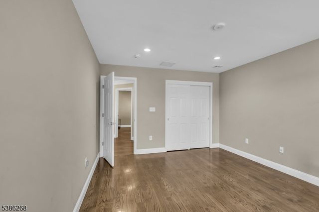 22 Forest Ln, Monroe Twp., NJ 08831