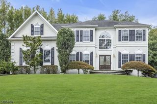 22 Forest Ln, Monroe Twp., NJ 08831