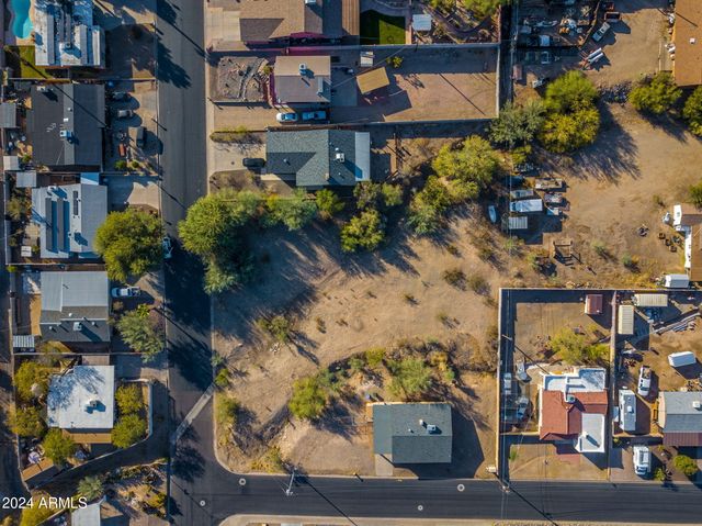 1238 E DESERT COVE Avenue 23, Phoenix, AZ 85020