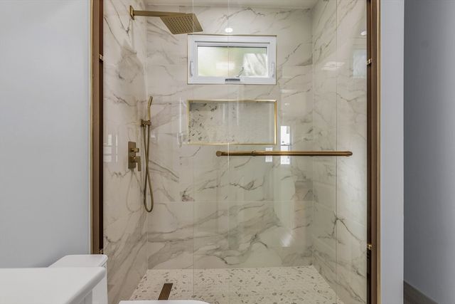 197 Oakland Ave, Methuen, MA 01844