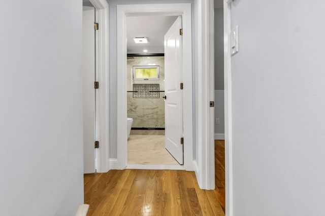 197 Oakland Ave, Methuen, MA 01844