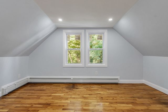 197 Oakland Ave, Methuen, MA 01844
