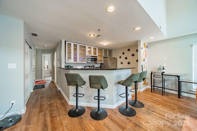 513 N Graham Street 3H, Charlotte, NC 28202