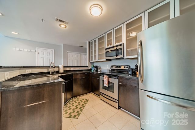 513 N Graham Street 3H, Charlotte, NC 28202