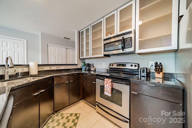 513 N Graham Street 3H, Charlotte, NC 28202