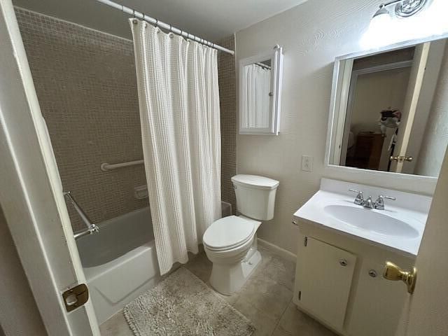 1925 SW Palm City Road A, Stuart, FL 34994