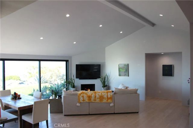 161 Via Pasqual, Redondo Beach, CA 90277