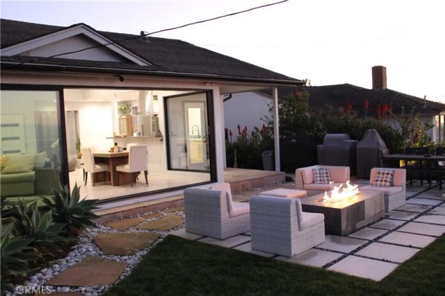 161 Via Pasqual, Redondo Beach, CA 90277