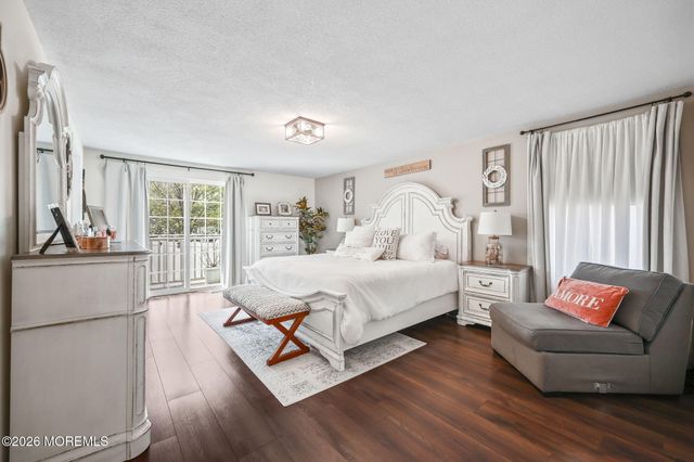 1 Parkview Way, Englishtown, NJ 07726