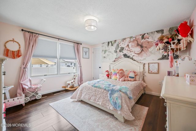 1 Parkview Way, Englishtown, NJ 07726