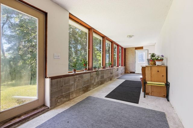 359 Krattley Lane, Hudson, WI 54016