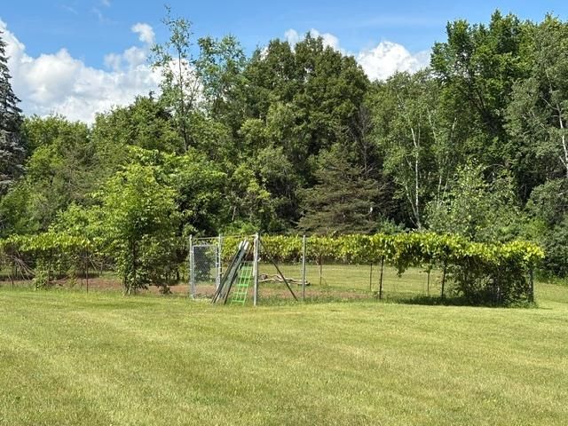 359 Krattley Lane, Hudson, WI 54016