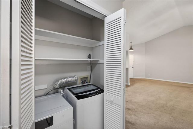 315 24th St Apt 320, Virginia Beach, VA 23451