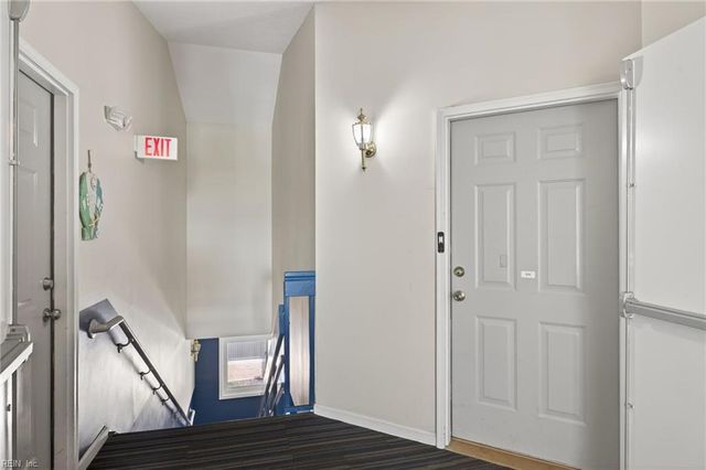 315 24th St Apt 320, Virginia Beach, VA 23451