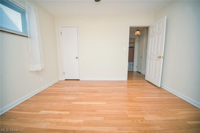 18400 Rockland Avenue, Cleveland, OH 44135