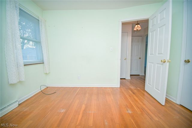 18400 Rockland Avenue, Cleveland, OH 44135