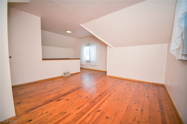 18400 Rockland Avenue, Cleveland, OH 44135