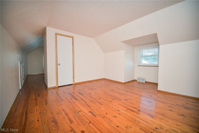 18400 Rockland Avenue, Cleveland, OH 44135