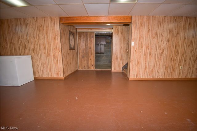 18400 Rockland Avenue, Cleveland, OH 44135