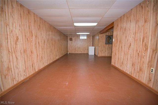 18400 Rockland Avenue, Cleveland, OH 44135