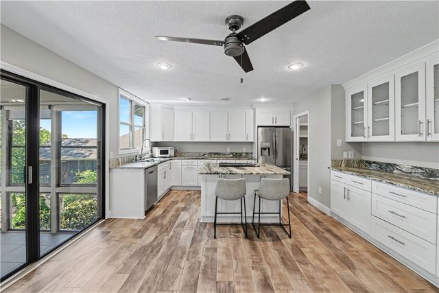 7 Spy Glass Lane, Salem, SC 29676