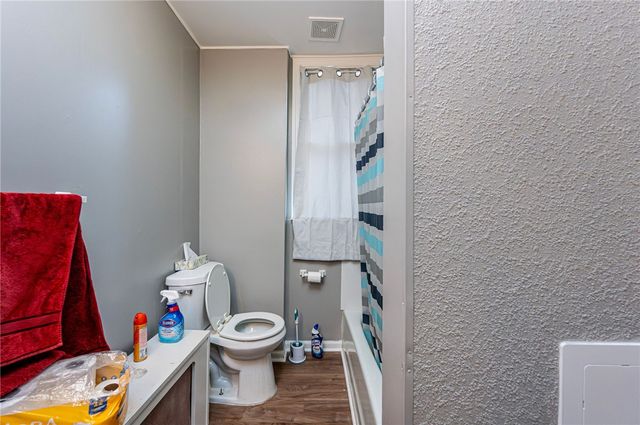 222 Adrian Ave, Trafford, PA 15085