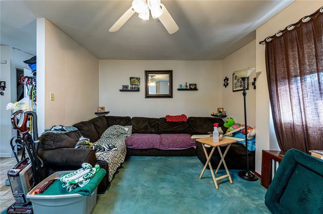 222 Adrian Ave, Trafford, PA 15085