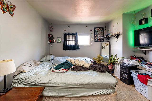 222 Adrian Ave, Trafford, PA 15085