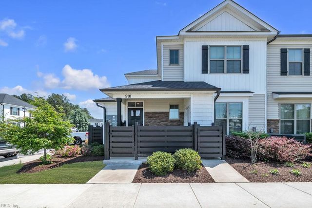 910 Kathy Ann WAY W, Carrollton, VA 23314