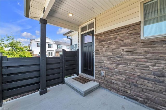 910 Kathy Ann WAY W, Carrollton, VA 23314