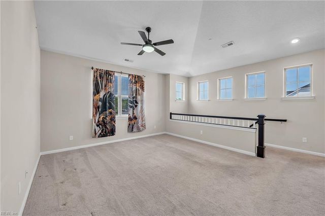 910 Kathy Ann WAY W, Carrollton, VA 23314