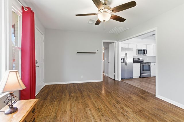 110 Robertson Ave, Greenbrier, TN 37073