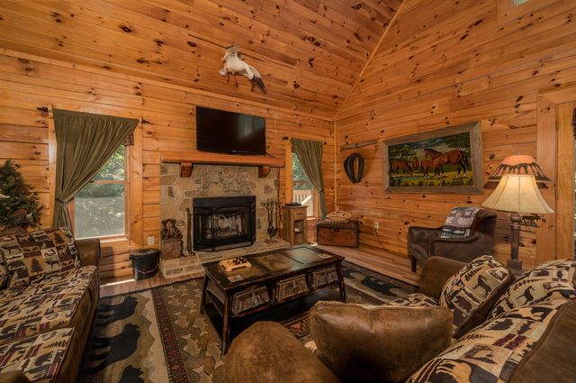 2528 Fleming Way, Sevierville, TN 37876