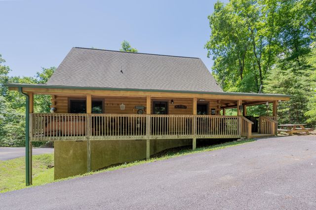 2528 Fleming Way, Sevierville, TN 37876