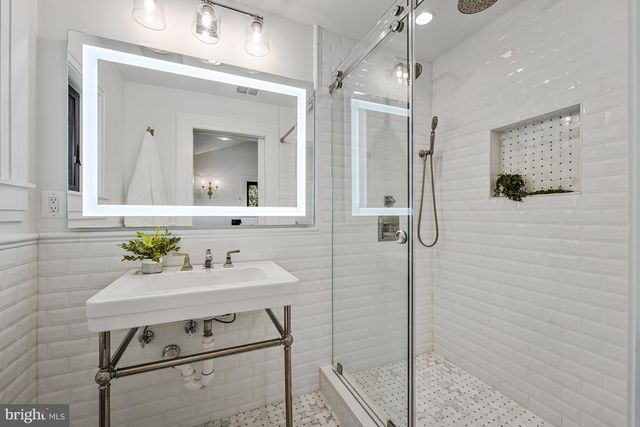 1400 AUDMAR DR, Mclean, VA 22101