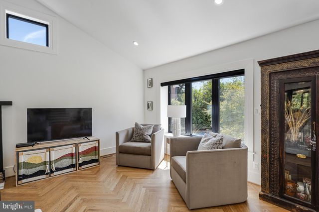 1400 AUDMAR DR, Mclean, VA 22101
