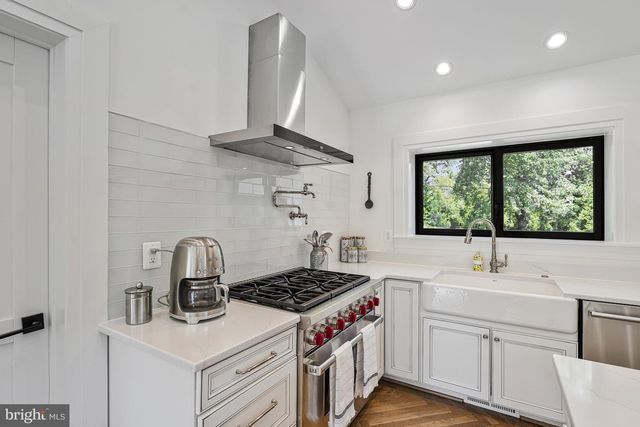 1400 AUDMAR DR, Mclean, VA 22101
