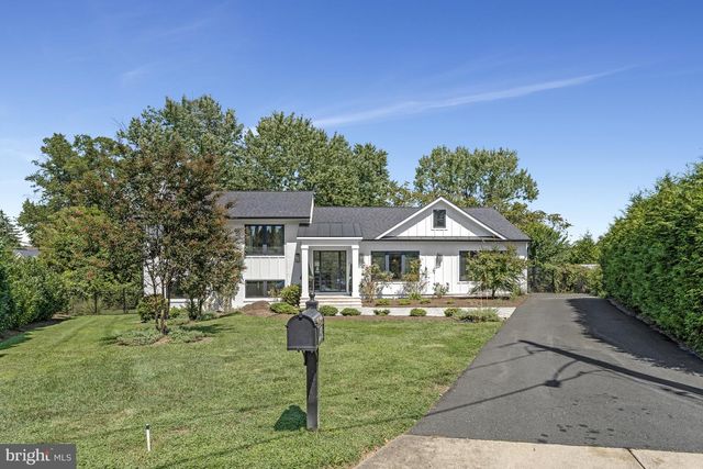 1400 AUDMAR DR, Mclean, VA 22101