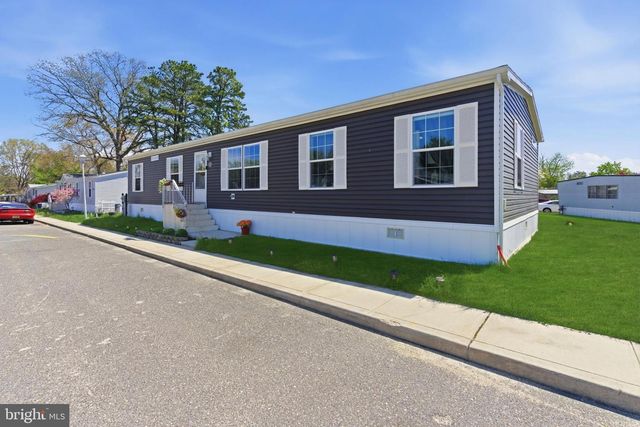 6 SOUTHWIND CIR, Jackson, NJ 08527