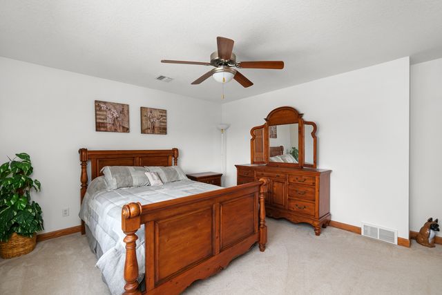 2608 W 3rd Street, Coal Valley, IL 61240