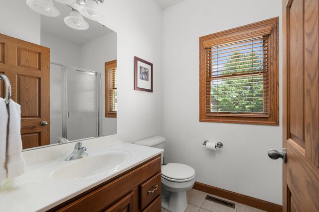 2608 W 3rd Street, Coal Valley, IL 61240