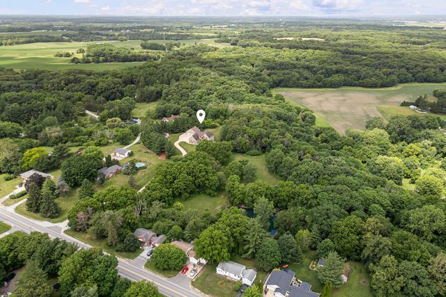 2608 W 3rd Street, Coal Valley, IL 61240