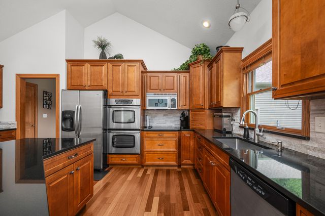 2608 W 3rd Street, Coal Valley, IL 61240