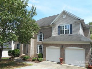 11017 Valley Spring Drive, Charlotte, NC 28277