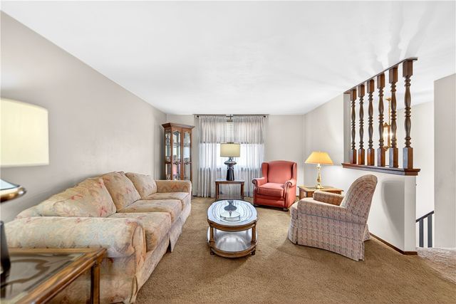 1548 Amelia Ave, South Park, PA 15129