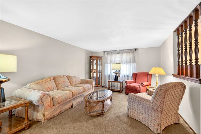 1548 Amelia Ave, South Park, PA 15129