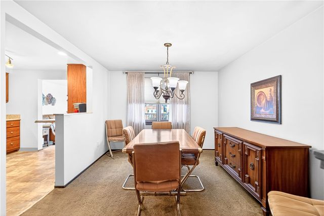 1548 Amelia Ave, South Park, PA 15129