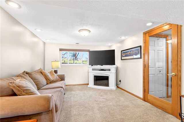 1548 Amelia Ave, South Park, PA 15129