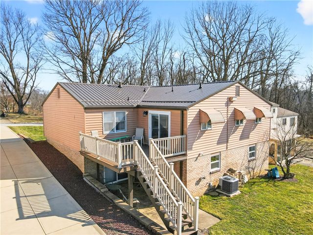1548 Amelia Ave, South Park, PA 15129