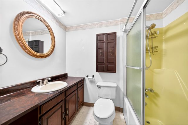 1548 Amelia Ave, South Park, PA 15129